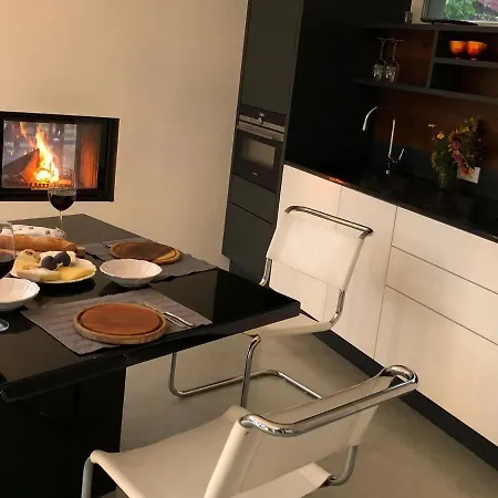 Poolhaus Hébergement de vacances *